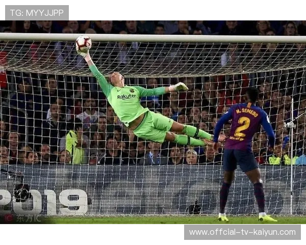 守门员扑救加速训练：反应时间缩短0.2秒的训练法公开